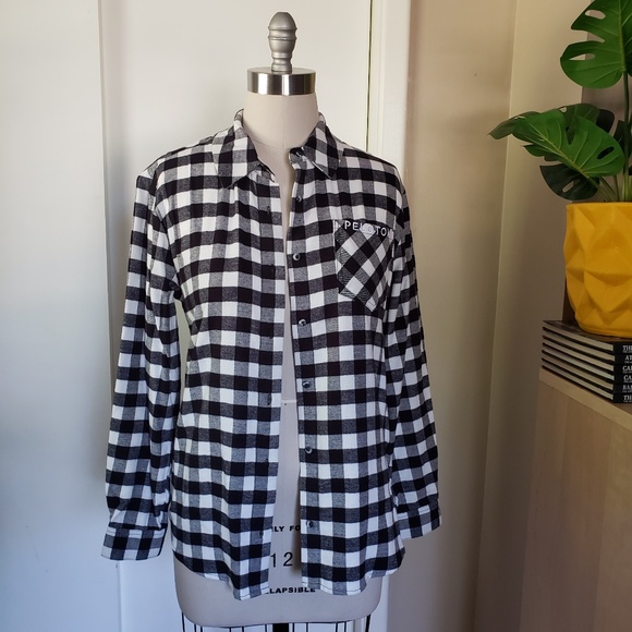 Peloton Button Down Shirt Size Medium NEW! - Picture 5 of 16